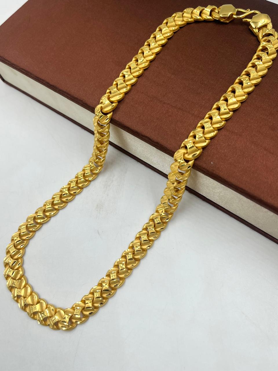 High-Quality chain with Premium Golden Coating